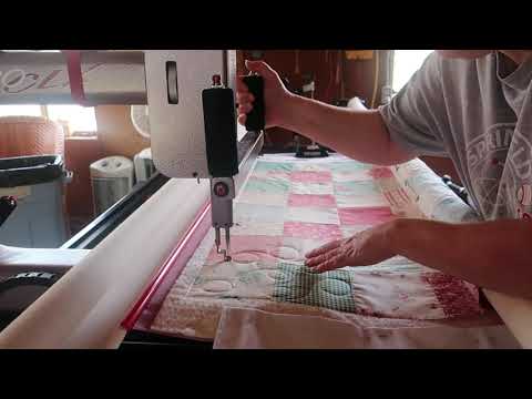 Quilting free motion bubbles and meandering