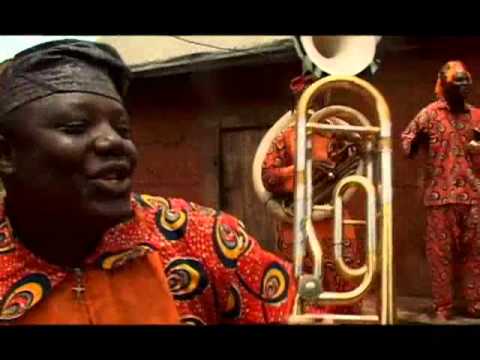 "Yemonoh"- video clip Gangbé Brass band (2006)