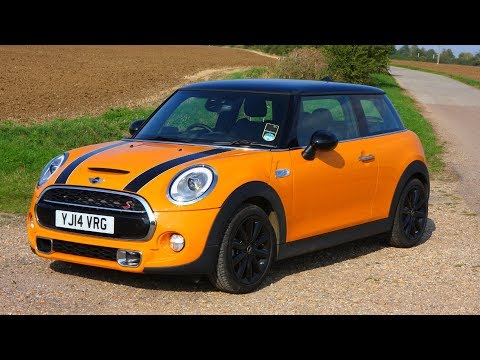 MINI Hatchback 2018 Car Review