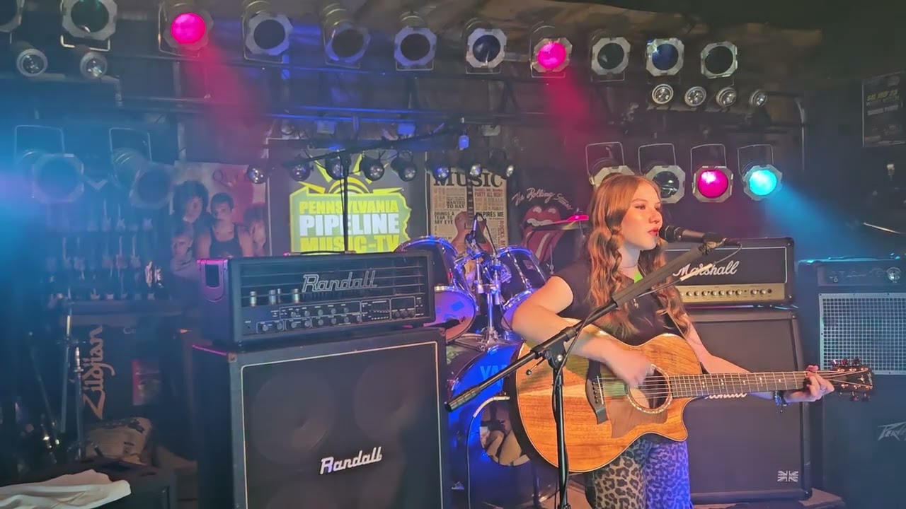 PA Pipeline Music TV – Sapphire Blaze