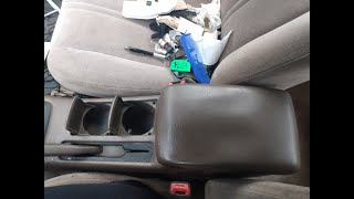 how to remove center console in 1997-2001 toyota camry