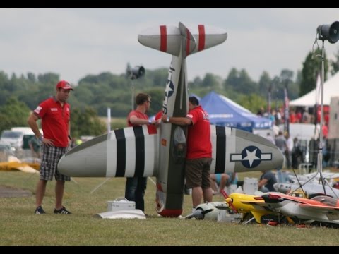 ① GIANT 1/4  SCALE RC P47 - MOKI 250cc - JOHN MASON AT WINGS & WHEELS RC MODEL AIRCRAFT SHOW - 2014