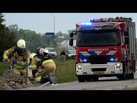 Gaslekkage in voortuin woning | Brandweer Ternaard [TS 02-4234] met spoed onderweg Easternijtsjerk