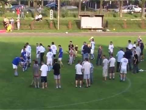 Olimpia Wojnicz   Dunajec Mikołajowice 5 0 18 06 06 skrót