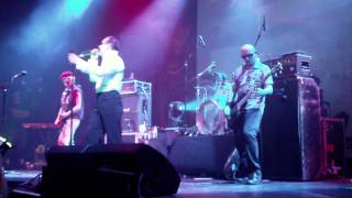 THE DAMNED - live @THE CAMDEN ROUNDHOUSE ( 2 )