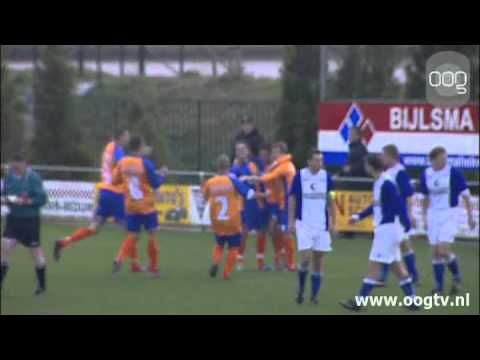 PKC"83 wint eenvoudig van Blauw Wit'34