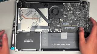 MacBook Pro A1278 de 13 polegadas de 2012, desmontagem, atualização de RAM, SSD, disco rígido e r...