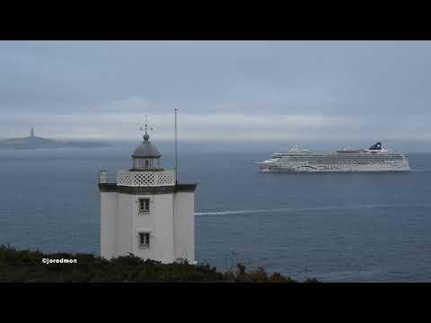 Thumbnail for Cruise Ship NORWEGIAN STAR arrives in A Coruña [4K]