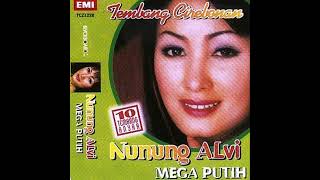 Download lagu Nunung alvi - Mega putih mp3 Download lagu Nunung alvi - Mega putih mp3
