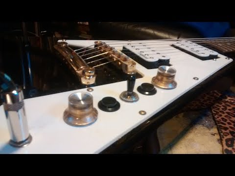 epi flying v with more switches!