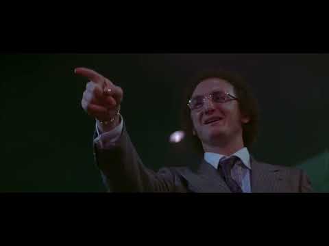 Atrapado por su pasado (1993) - Noche de baile en el Copacabana