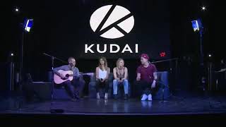 Kudai - Lejos De Aquí (En Vivo)