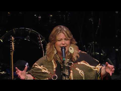 Avey Grouws Band: Tell Tale Heart - The Adler Theater opening for Walter Trout