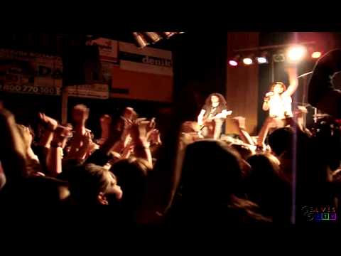 Ewa Farna - "Bez Tebe To Zkouším" (fragment utworu) (Kolín - 29.10.2010)