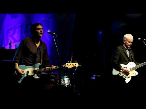 13 Fountains of Wayne - Stacy's Mom (live)