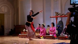 Download lagu Tari Jaipong di Moskow mp3