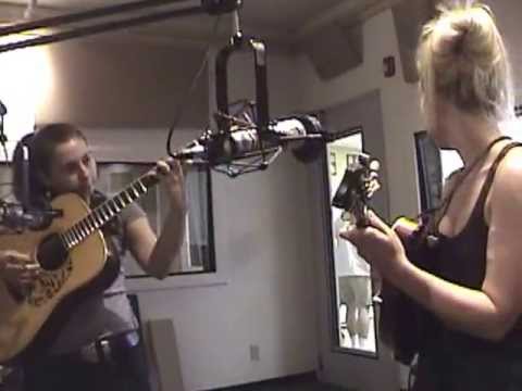 The Toy Hearts 6/2/12 Beaumont Rag LIVE radio Austin, Texas Bluegrass from England