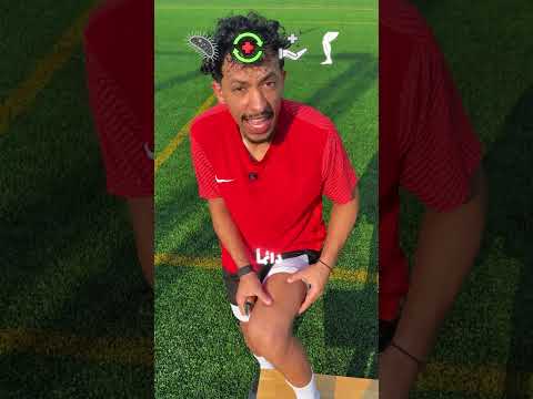 هل حلاقة شعر الرجل بتفرق فعلًا مع لاعب الكرة؟⚽️🪒🦵🏻 #odey_amin #العبها_صح #shorts