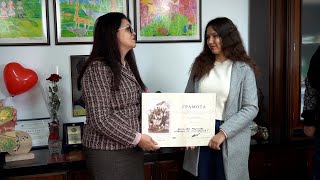 РУО - Кърджали награди Десислава Маринова от школа "Историка" в конкурса „Наследник съм на...“