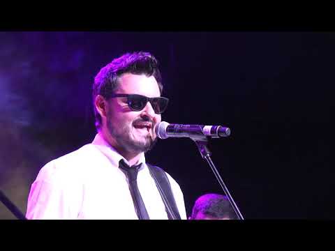 I want to break free - The B-Sides Cover Band