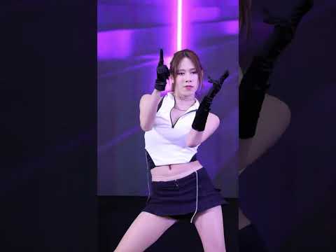 【4K60P】fancam [...​]  cover ​BLACKPINK @THE​ MALL​ LIFESTORE​ THAPRA​ COVER​ DANCE​ BATTLE 2023​