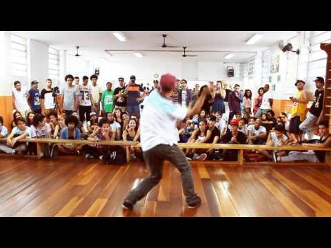 CDU OUTUBRO 2015 | Batalha de POPPING - Juninho vs Diogo la Furia.