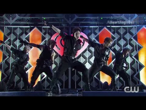 MONSTA X @ Madison Square Garden Jingle Ball - Intro + Shoot Out