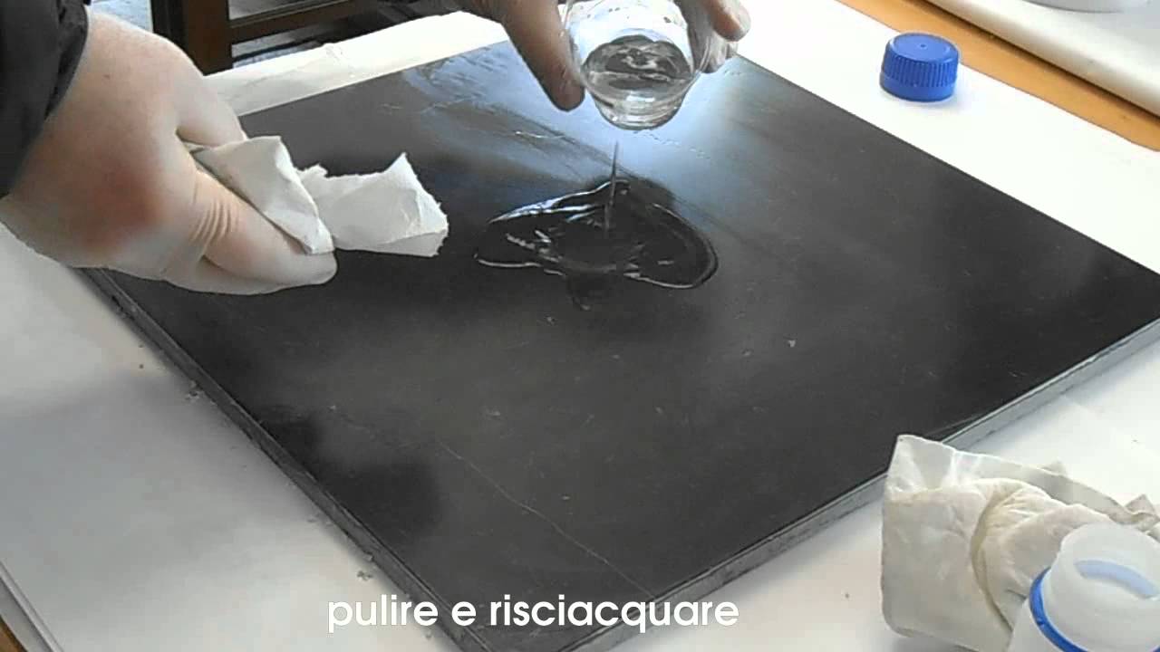 come lucidare il marmo diventato opaco per il tempo e per l'usura