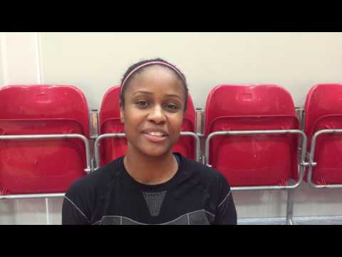 Tiffany om första månaden med Sallén Basket