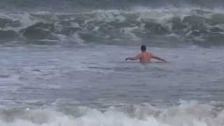 preview picture of video 'big waves on a beach in sanur, bali, indonesia'