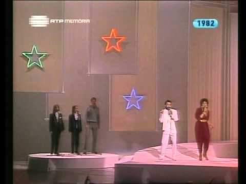 FC 1982: Broa de Mel - "Banha Da Cobra, Estica E Não Dobra"