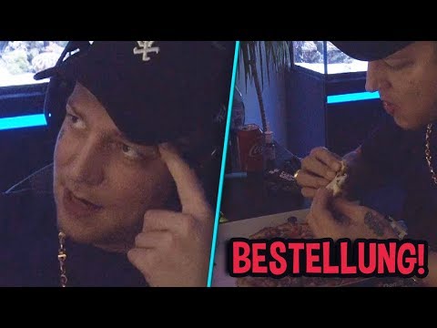 Rage wegen Pizza Bestellung! 😂 Anruf an Pizzeria | MontanaBlack Highlights