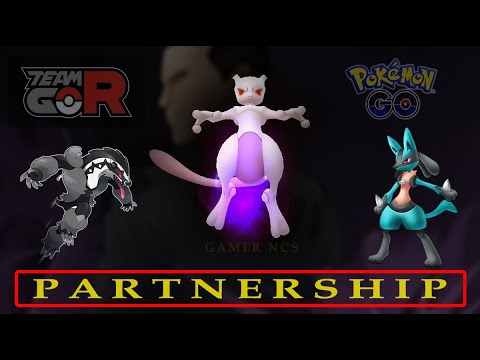 DEFEATING GIOVANNI & CATCHING SHADOW MEWTWO IN POKEMON GO | LUCARIO & OBSTAGON PARTNERSHIP