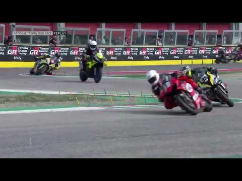 MULTI BIKE CRASH///NATIONAL TROPHY1000 AT IMOLA