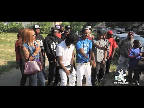 Chief Keef ft. Lil Reese - "Traffic" (RARE BEHIND THE SCENES)