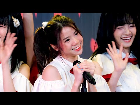 [4K] Heavy rotation - Fame BNK48 @ BNK48 "First Rabbit" Roadshow Central Rama 3 220227 [Fancam]