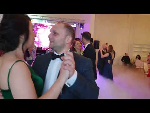 Trupa Amatis - Can't help falling in love (live, 2022)