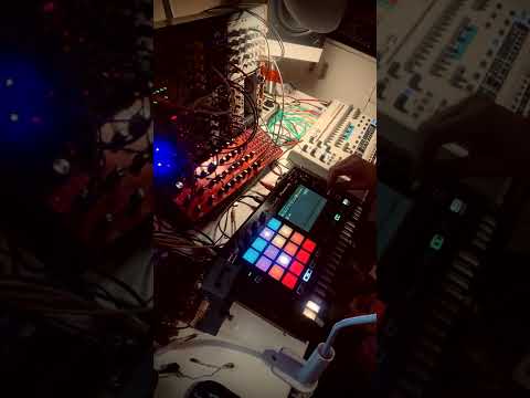 techno (modular, pioneer sp-16, behringer rd-9)