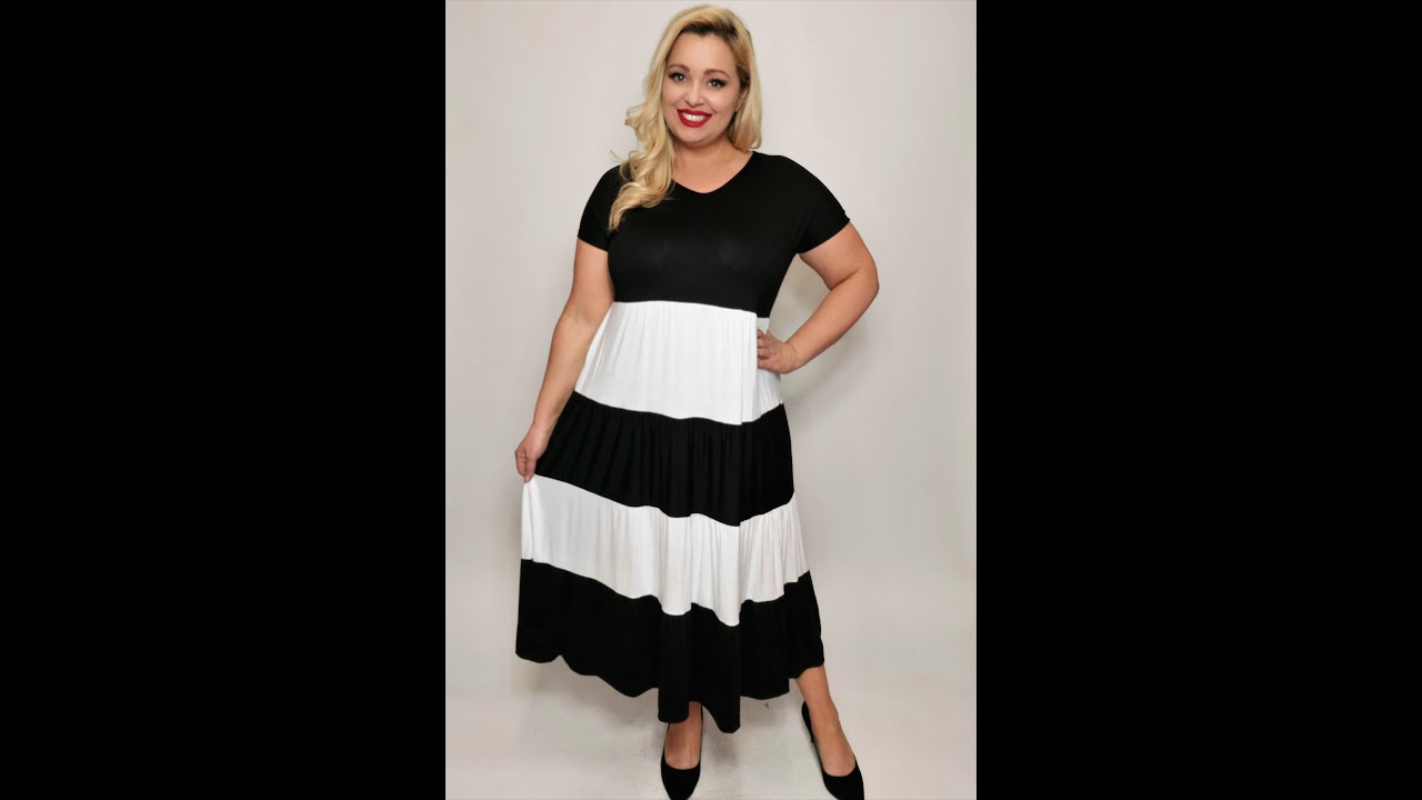 Sukienka plus size maxi w pasy z falbankami ( r. 44-54) ByLola Plus Size Fashion