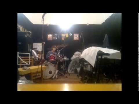 DW Collector's Series  Birch drum set  test