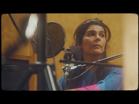 Manizeh - Gate Gate Paragate feat. ganavya (Official Video)