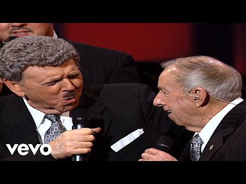 Bill & Gloria Gaither - Old Friends [Live] ft. Old Friends Quartet