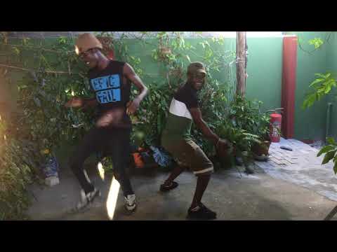 Pit Black and Dj Lazza Dancing  the new Banger - Are you ready?