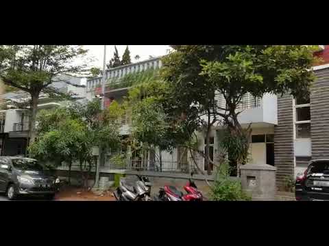 Rumah BAGUS GREEN DIAMOND-GREEN MANSION 200 m2 - 2 LANTAI