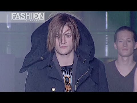 ANDREW MACKENZIE Menswear Fall 2004 2005 Paris - Fashion Channel
