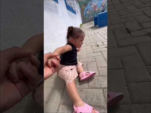 Today was Helena's vaccine day, but something happened... 🤣 #vaccine #heleninha #humor #niece