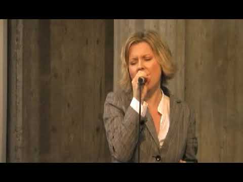 Hochzeitslied Hochzeitssängerin Annett "Wo ich auch stehe" (A. Frey) Cover Annettmusic.de