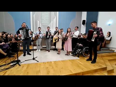 Osana canta Adunarea -Grupul de instrumentisti  la Ferice