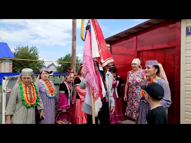 Үчәлле авылында сөрән сугу йоласын зурлап үткәрделәр