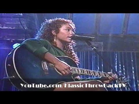 Wyclef Jean ft. Claudette Ortiz - "Two Wrongs" Live (2002)